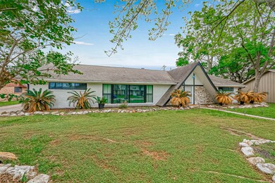 387 Connaught Way, Houston, TX 77015 - photo 3