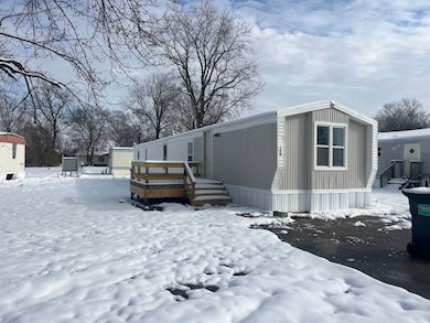 3120 W Chain of Rocks Rd unit 268, Granite City, IL 62040 - photo 3