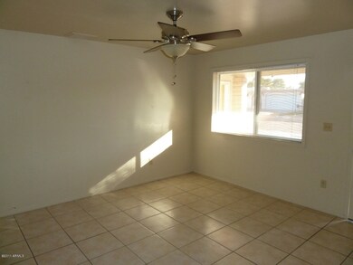 880 W Shannon St, Chandler, AZ 85225 - photo 2