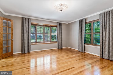 2322 Cavesdale Rd, Owings Mills, MD 21117 - photo 6