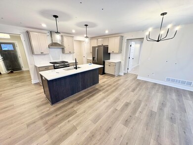 5949 Valley Point Dr SE, Caledonia, MI 49316 - photo 3