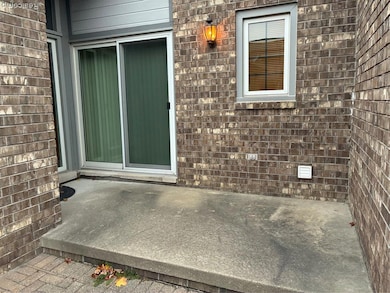 48421 Milonas Dr unit 223, Shelby Township, MI 48315 - photo 5