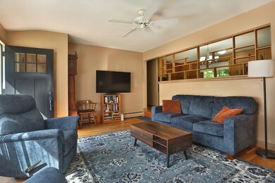 4 Hart Cir, Georgetown, MA 01833 - photo 2