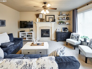 3760 2nd St, Hubbard, OR 97032 - photo 5