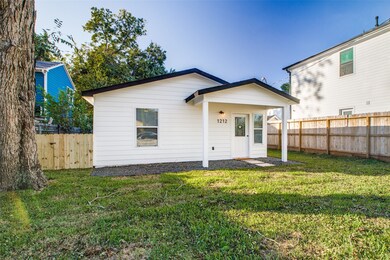 1212 Hamblen St, Houston, TX 77009 - photo 2