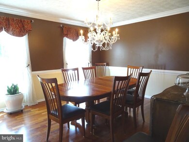 7804 Limestone Ct, Ellicott City, MD 21043 - photo 3