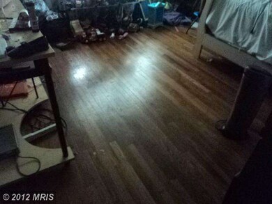 3506 Gary Ct, Hyattsville, MD 20785 - photo 5