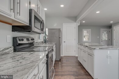 65 Devonshire Rd, Hagerstown, MD 21740 - photo 4