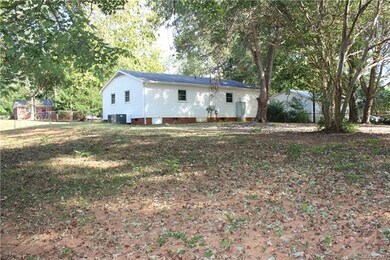 3705 Somerset Dr, Gastonia, NC 28052 - photo 4