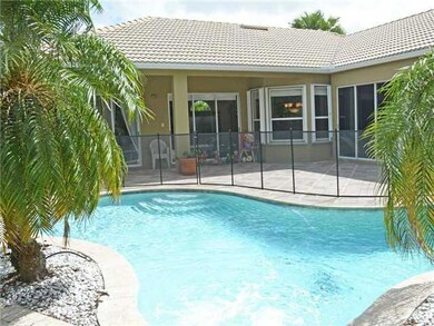 Swimming Pool/Hot Tub/Sauna.