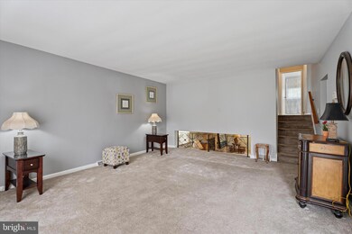 240 Cowbell Rd, Willow Grove, PA 19090 - photo 3