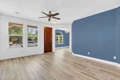 3298 E Orchid Ln-8