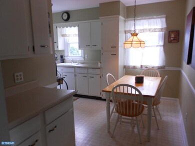 300 Maple Ave, Gloucester City, NJ 08030 - photo 7