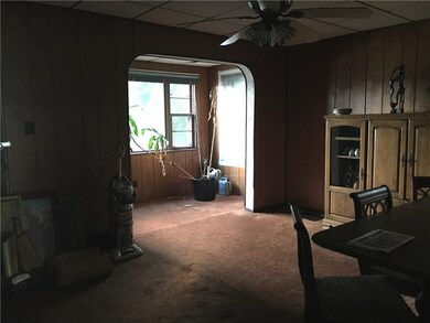 Extra area off dining room