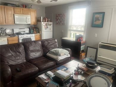 263 Grand Ave, Pawtucket, RI 02861 - photo 5