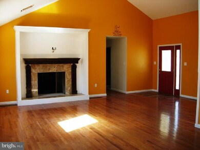 516 Lynn Ave, Vineland, NJ 08360 - photo 4