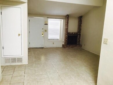 10532 Shannon Place unit D, El Paso, TX 79925 - photo 5