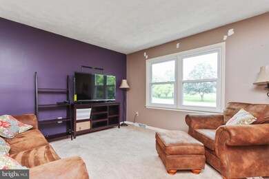 1 Kings Ct, Taneytown, MD 21787 - photo 6