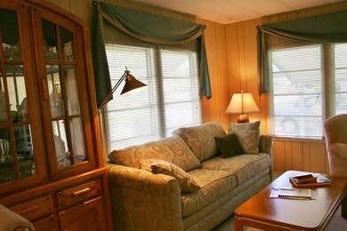 7248 SE Swan Ave, Hobe Sound, FL 33455 - photo 5