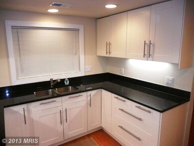 12445 Popes Head Rd, Clifton, VA 20124 - photo 4