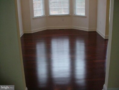 307 Chancellor Dr, Woodbury, NJ 08096 - photo 4