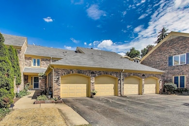 25 The Court of Island Point, Northbrook, IL 60062 - photo 2