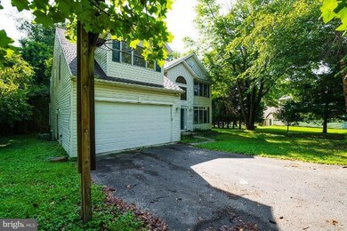 2512 Proctor Ln, Parkville, MD 21234 - photo 2