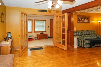 507 Spring St-107