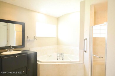 23AA79DF-1454-4A21-8BB1-13FB519BBB52