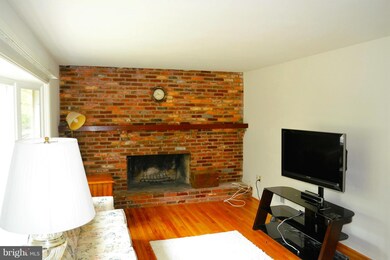 16501 Abbey Dr, Bowie, MD 20715 - photo 5