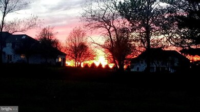 2222 Locust Dr unit 18, Lansdale, PA 19446 - photo 2