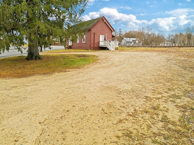 63 Elm St, Mechanic Falls, ME 04256 - photo 2