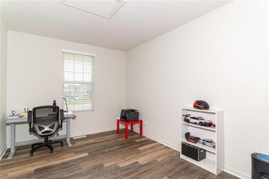 13474 Forest Glade Dr, Fishers, IN 46037 - photo 4