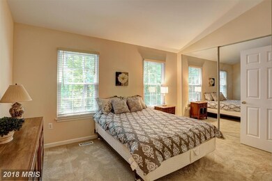 1219 Martha Greenleaf Dr, Crofton, MD 21114 - photo 3