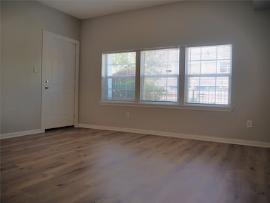 3409 La Branch St unit 2, Houston, TX 77004 - photo 3