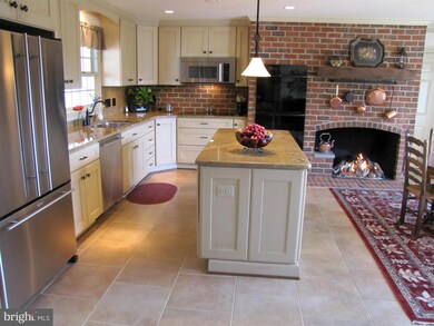 7459 View Tree Turn, Warrenton, VA 20186 - photo 4