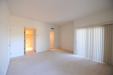 2121-Master Bdrm