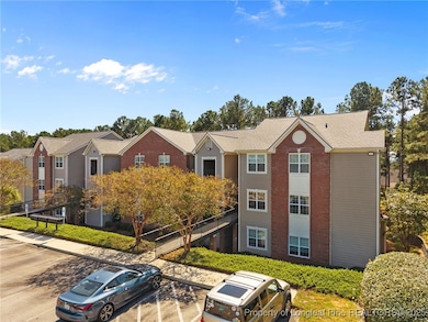 62 Gallery Dr unit 302, Spring Lake, NC 28390 - photo 4