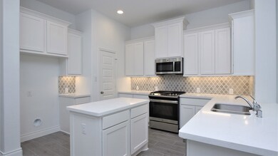 19815 Old Saddle Ln, Tomball, TX 77377 - photo 2