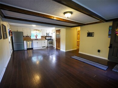 Engineered hardwood floors withstand pet/children