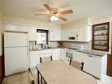UPDATED KITCHEN CABINET & APPLIANCES