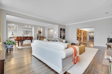 229 E Lake Shore Dr unit 10E, Chicago, IL 60611 - photo 7