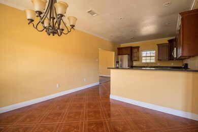 729 Roberts Road-105