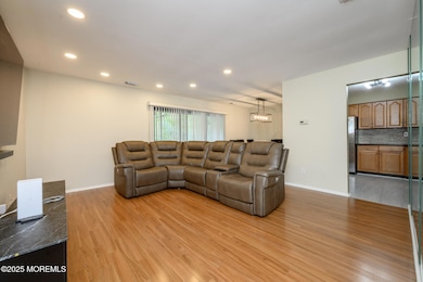 184 Edinburgh Ct unit 184, Matawan, NJ 07747 - photo 4