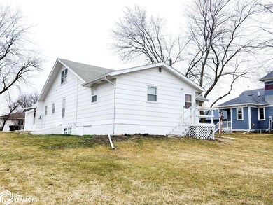 718 S Fillmore St, Osceola, IA 50213 - photo 2