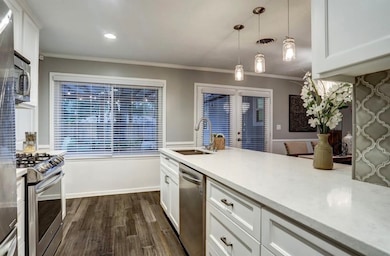 6022 Woodbrook Ln, Houston, TX 77008 - photo 7