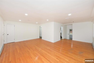 60 Poplar Ave, Hackensack, NJ 07601 - photo 7