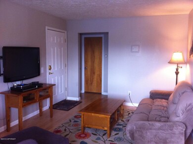 4042 North Star St unit 4, Anchorage, AK 99503 - photo 2