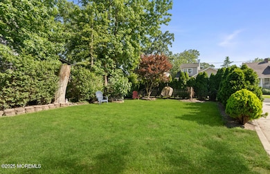 517 Laurel Ave, Allenhurst, NJ 07711 - photo 4