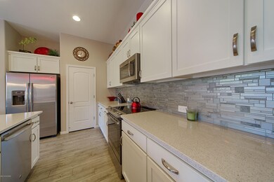 007_Kitchen Amenities